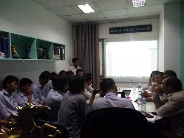 Họp Khối Thi Công Hoàn Thiện Quy Chuẩn Bao Che Công Trình Và An Toàn Lao Động