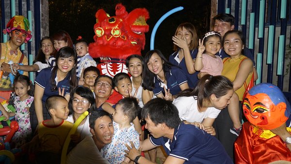 CAT NGHI Tổ Chức Chương Trình Trung Thu Cho Các Bé Và Cuộc Thi Làm Lồng Đèn Ý Nghĩa