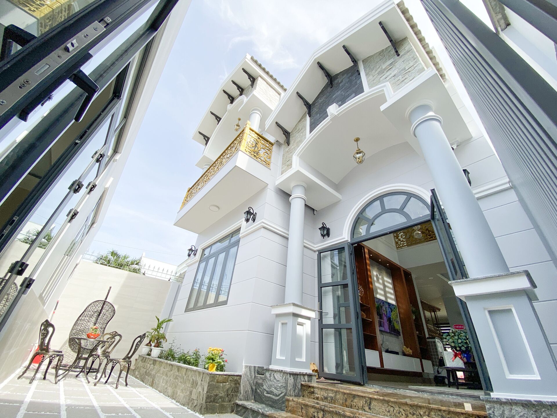 NHÀ PHỐ Chị Thủy - Thủ Đức